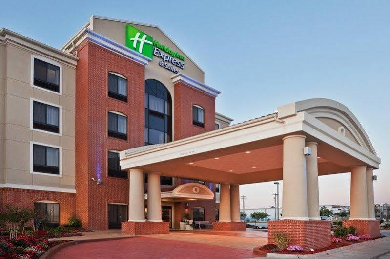 Holiday Inn Express & Suites Bonham By Ihg Buitenkant foto